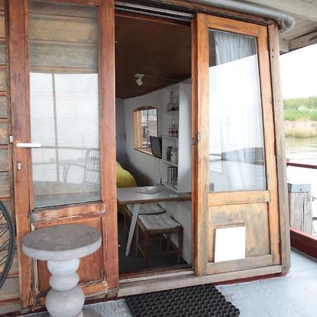 Bed In Boat Amsterdam Bed & Breakfast Екстериор снимка