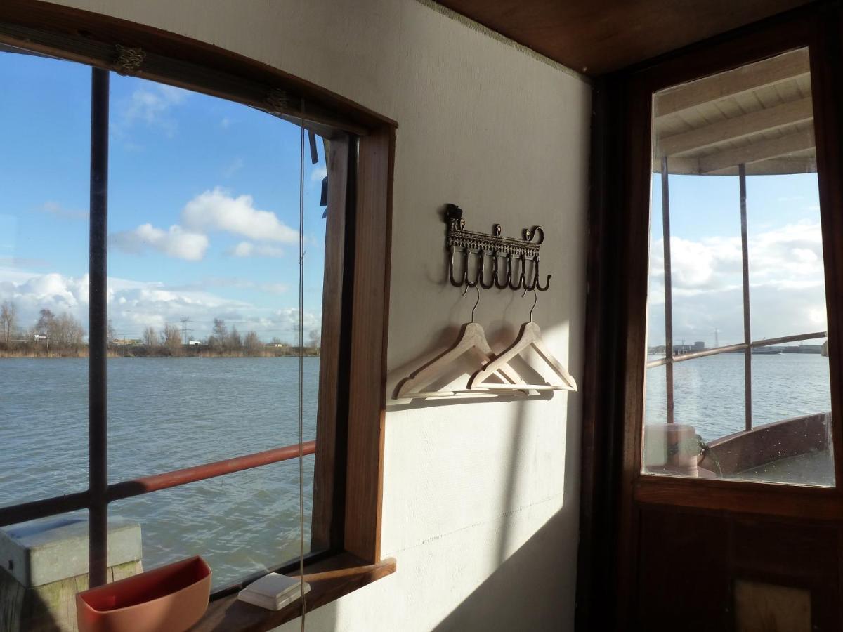 Bed In Boat Amsterdam Bed & Breakfast Екстериор снимка